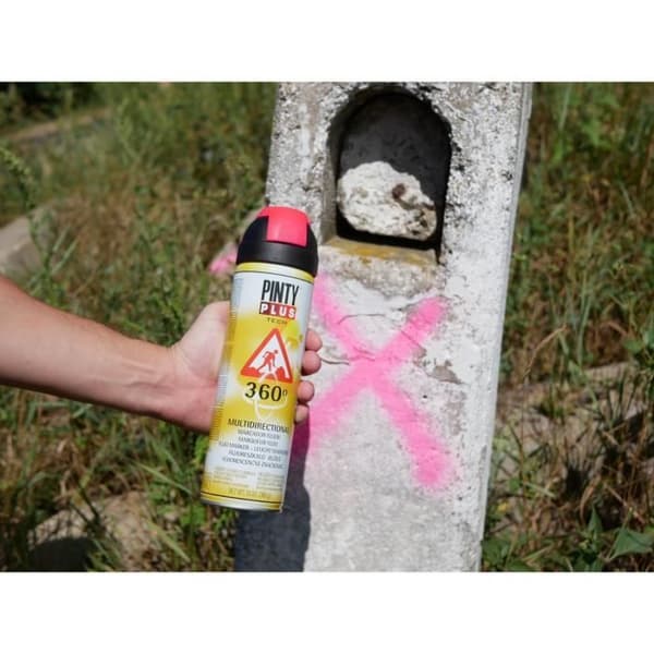 Sprayfärg - PINTY - Kirscheröd T184 - Multidirektionell ventil - Hög ljusstyrka