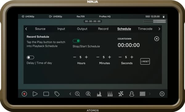 Atomos Ninja, 13,2 cm (5.2"), 1920 x 1080 pixlar, IPS, Flerpunktsberöring, Kapacitiv, 427 ppi