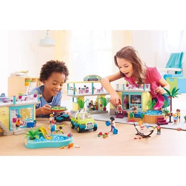 PLAYMOBIL - 70439 - Semesterfirare och varuautomat - Family Fun - PLAYMO Beach Hotel - 29 stycken