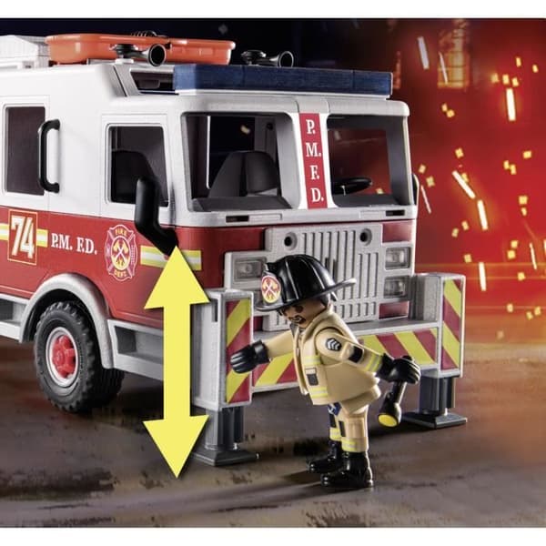 PLAYMOBIL 70935 Brandbil med stege, City Action, Brandmän, 113 stycken, 5 år och uppåt