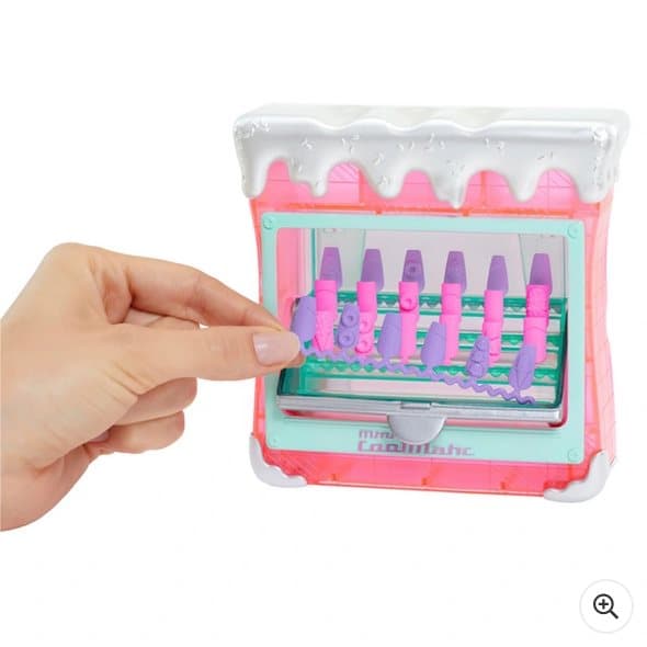 L.O.L. Surprise! O.M.G. Sweet Nails Candylicious Sprinkles Shop Set