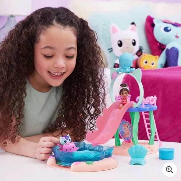 Gabby's Dollhouse Gabby Girl's Purr-ific Pool Playset