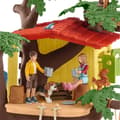 Miniatyrbild 4 av 8: Äventyrsträdkoja, låda med 60 detaljerade bitar med gunga, 2 barnfigurer och djurfigurer,