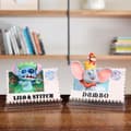 Miniatyrbild 7 av 9: MINISO Disney 100-årsjubileums Blindbox, Retro Frimärksserie, Söta Samlarfigurer med Musse, Dumbo, Sullivan, Buzz Lightyear, Stitch, Samlarpresenter f
