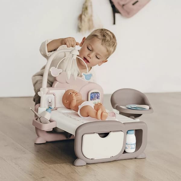 SMOBY Baby Nurse Elektronisk Stor Dockskötselhörna med 19 Tillbehör