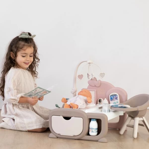 SMOBY Baby Nurse Elektronisk Stor Dockskötselhörna med 19 Tillbehör