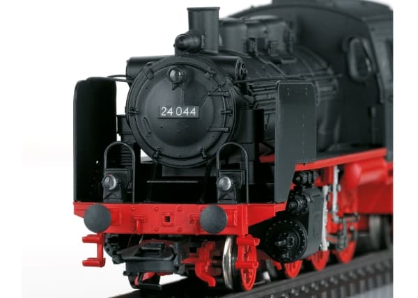 Märklin Class 24 Steam Locomotive with a Tender, HO (1:87), 15 år
