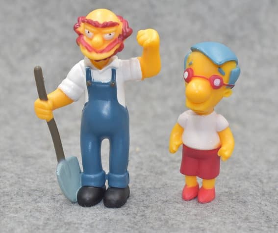 14 Pack Simpsons Family Figurer