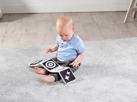 Tiny Love Educational mat Gymnastics for a baby with handles - Magiczna Kraina - black and white