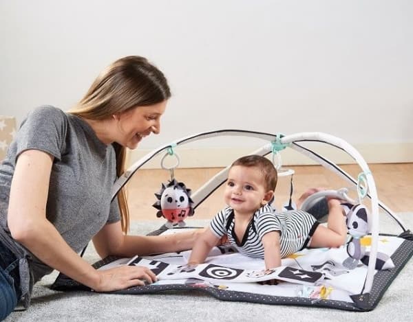 Tiny Love Educational mat Gymnastics for a baby with handles - Magiczna Kraina - black and white