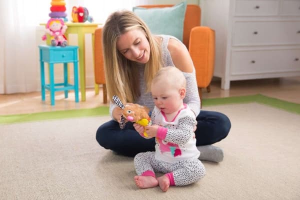 Tomy Lamaze Puppy Paw Pendant TOMY