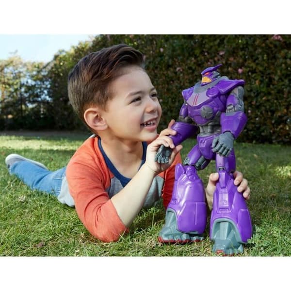 Pixar - Lightyear - Zurg Figur 38Cm - Actionfigurer
