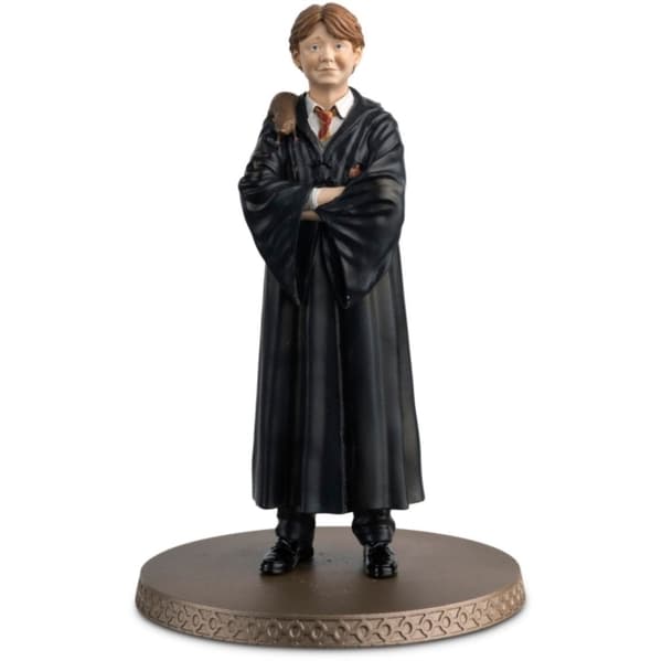 Collectible figurine: Ron Weasley (First Year) Wizarding World Figurine Collection