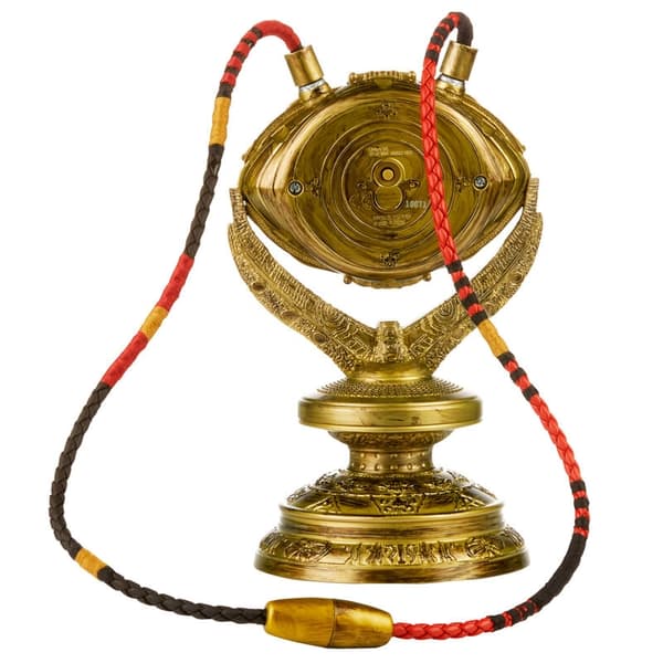 Marvel Legends Series Doctor Strange Eye of Agamotto electronic talisman