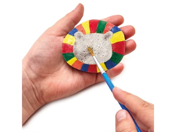 ANIMAL PEBBLE PAINTING