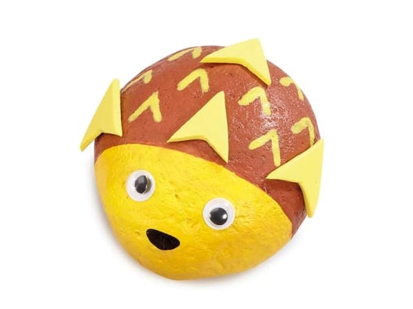 ANIMAL PEBBLE PAINTING