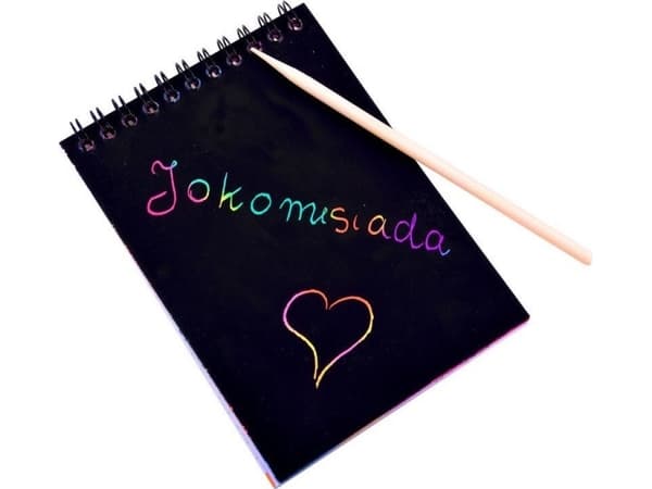 Yokomisiada Muistikirja Sateenkaari raaputusalusta kynällä ZA3913