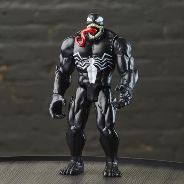 Deluxe Venom samlarfigur - HASBRO - Titan Hero Series - 30 cm - För barn från 4 år och uppåt