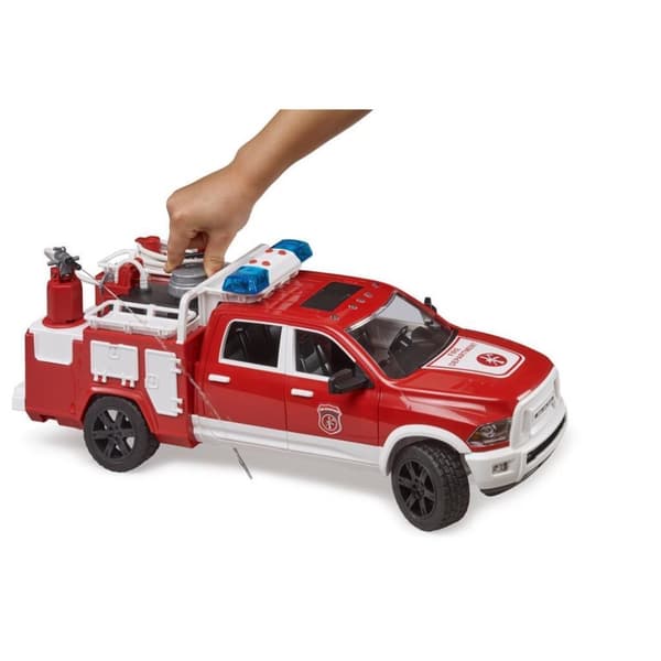Bruder 02544 RAM 2500 Brandbil + Lys og Lyd