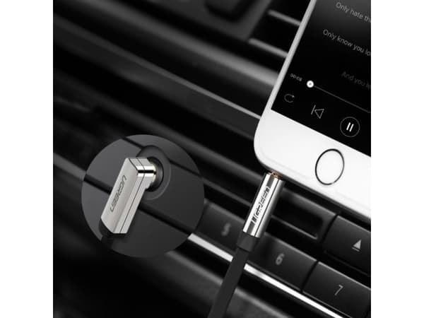 Ugrønn flatkabel AUX lydkabel 3,5 mm minijack 5m sølv (10729)