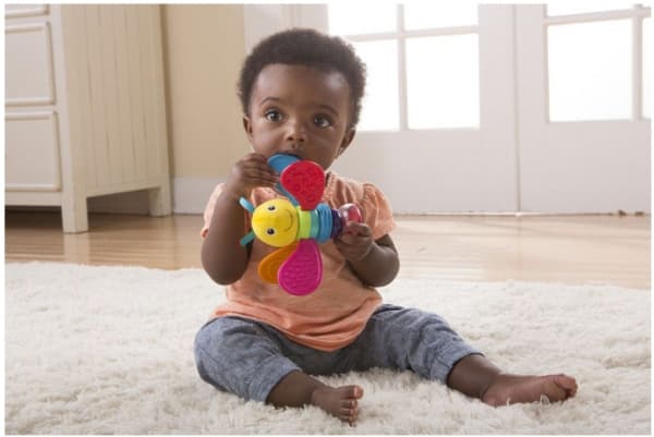 TOMY Lamaze sommerfuglrangle Freddie LC27636/6