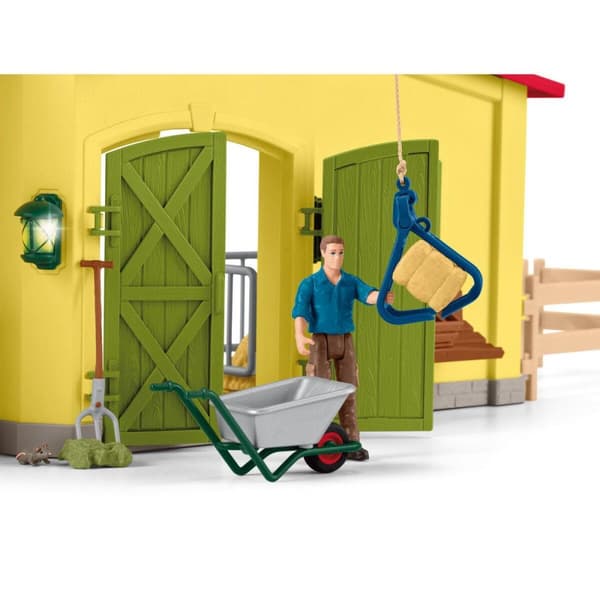 schleich® FARM WORLD Stor gård med djur och tillbehör 42605