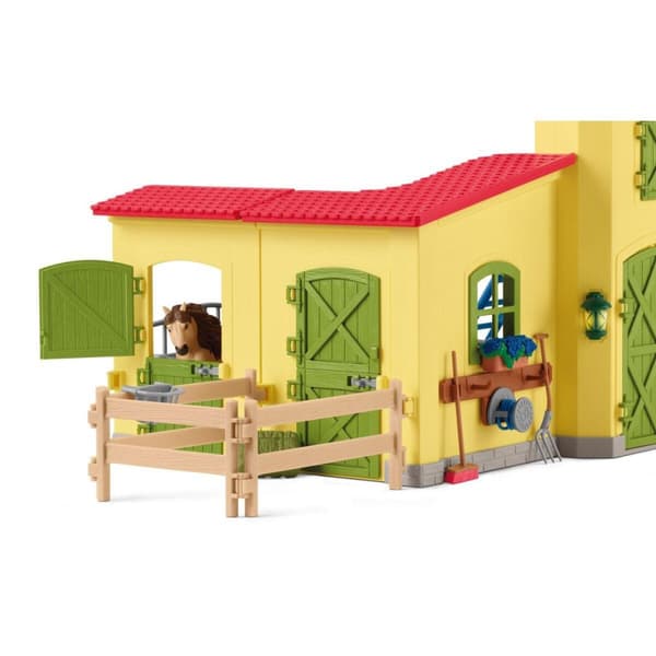 schleich® FARM WORLD Pony Box with Iceland Pony Stallion 42609