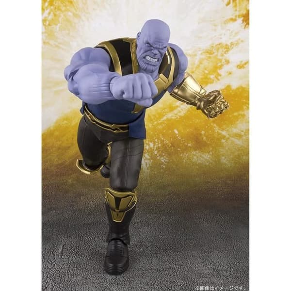 S.H. Figuarts Avengers Infinity War Thanos 19 cm actionfigur