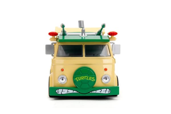 Turtles Donatello & Party Wagon 1:24