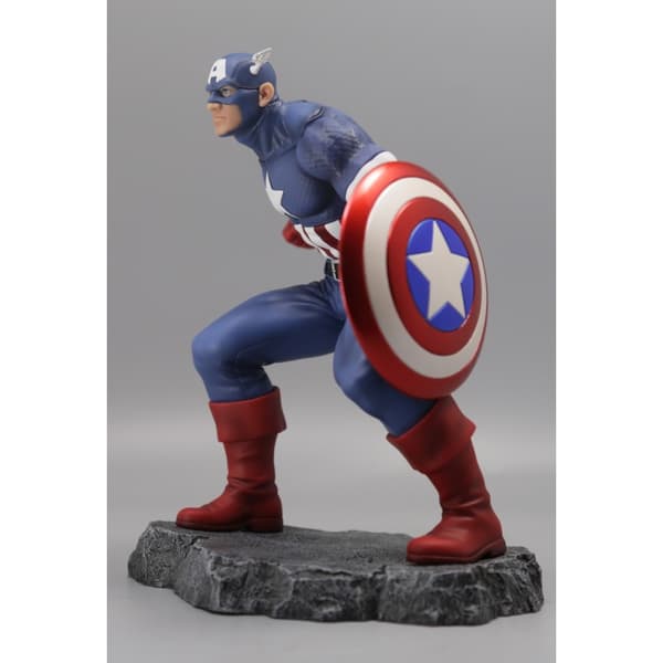 Marvel - Staty 20 cm av Captain America i inbördeskriget