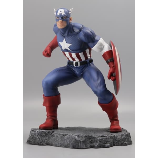 Marvel - Staty 20 cm av Captain America i inbördeskriget