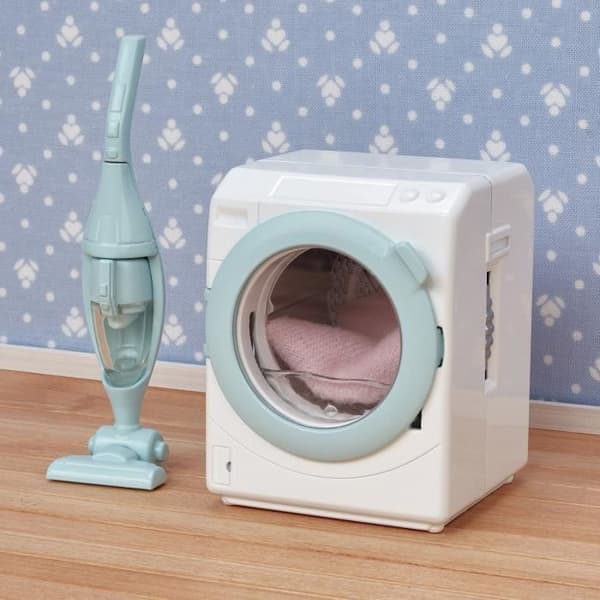 SYLVANIAN FAMILIES möbelset - Tvättmaskin och dammsugare - 5 st