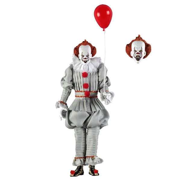 It 2017 Pennywise clothed articulated figure 20cm