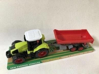 Tractor with agricultural machinery