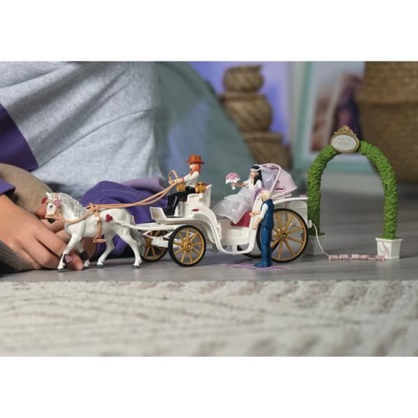 Figurin Brudparets vagn, 5 år gammal, schleich 42641 HORSE CLUB - box, 106 stycken