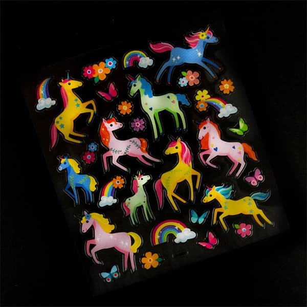 Stickers Pyssel 51072 Glow in the dark Självlysande UNICORNS 28st