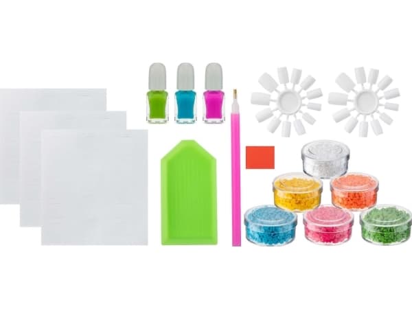 Grafix for å lage nail art diamanter neglelakk tips Grafix