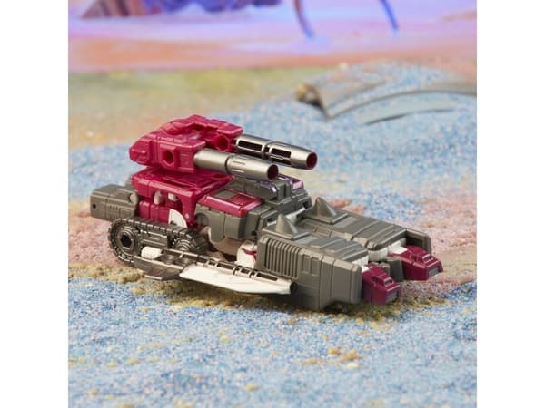 Transformers Legacy Deluxe Skullgrin, 8 vuosi/vuosia, Harmaa, Magenta, Purppura, Valkoinen