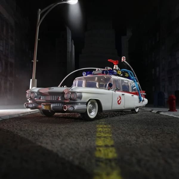 Fordon - GHOSTBUSTERS - Plasma Series Ecto 1 - Vit - Utomhus - Barn