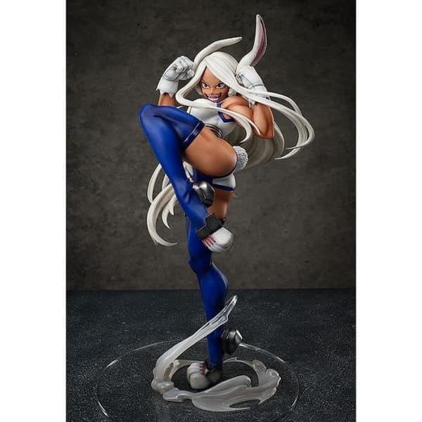 PVC Statyett 1-4 Mirko 45 cm - Tomy - My Hero Academia