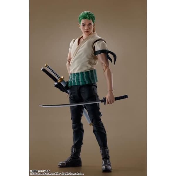 ETT FIGUR S.H. RORONOA ZORO NETFLIX 14 CM BANDAI T