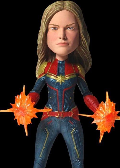 Neca - Avengers: Endgame - Head Knocker Captain Marvel Figur 20 cm
