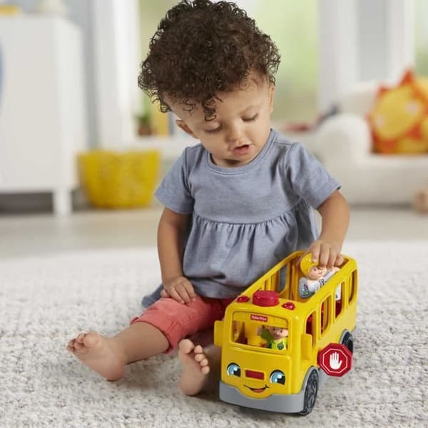 Fisher-Price-Little People-Skolbussen, flerspråkig version HJN36