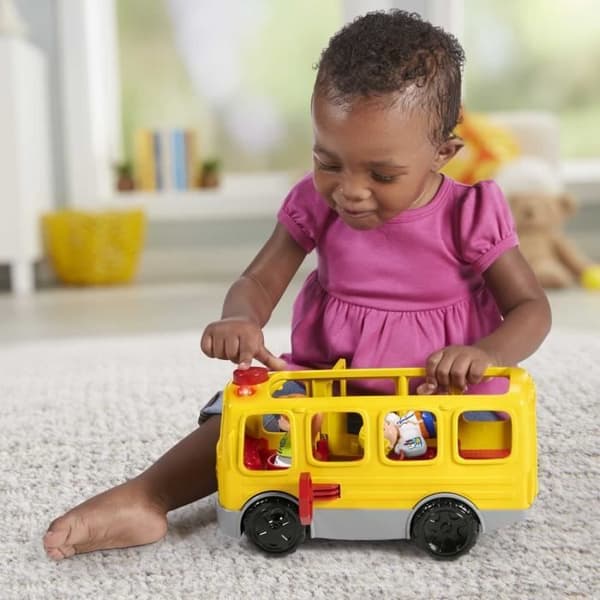 Fisher-Price-Little People-Skolbussen, flerspråkig version HJN36