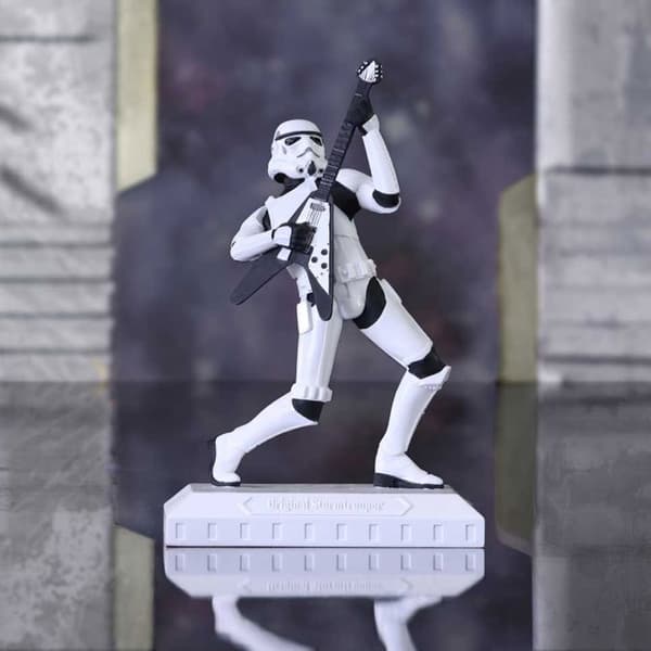 Figurine - Rockstjärna - Stormtrooper - 18cm - Handmålad - Officiell Star Wars-licens