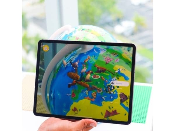 Shifu Orboot : Earth - AR Globe - Explore countries cultures wildlife and more