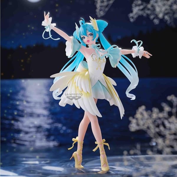 Hatsune Miku Swan Lake figure 21cm