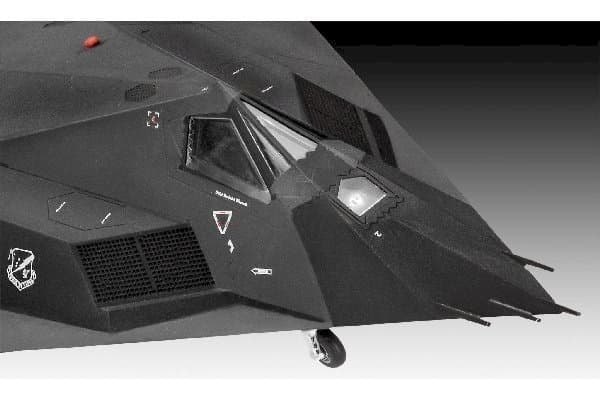 Revell Modellset F-117A Nighthawk Stealth Fighter