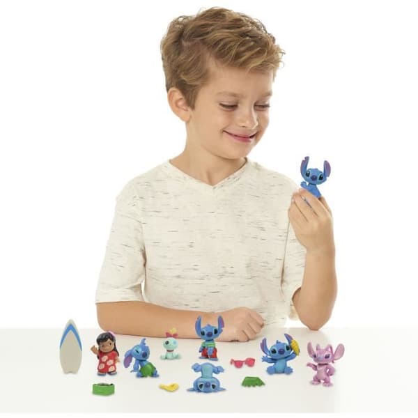 Figurer och tillbehör - LICENS / STITCH - Deluxe box set - 13 figurer och tillbehör, Stitch i 5 poser, surfbräda