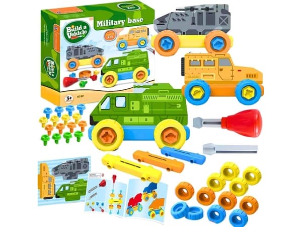 Kit for assembling your own military vehicles